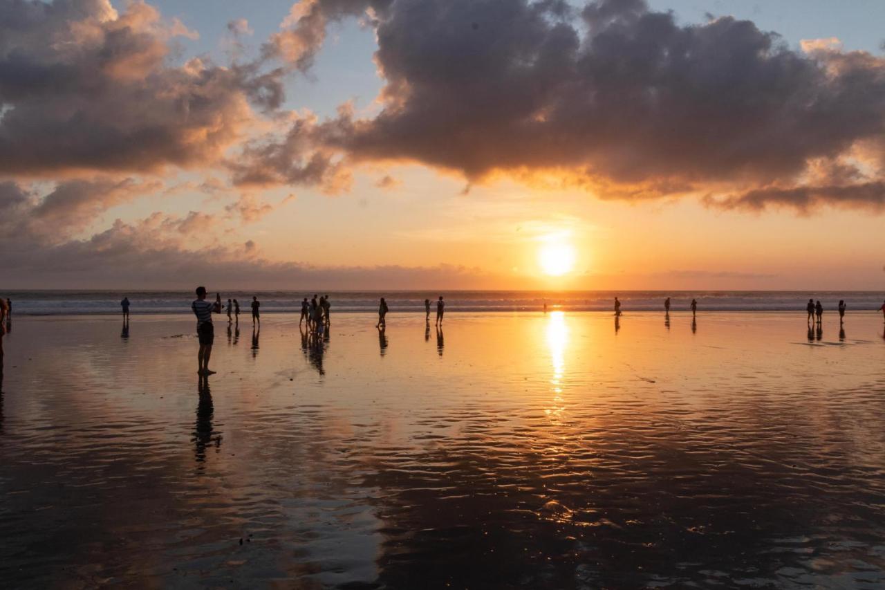الشقق الفندقية Seminyak Beach Hut المظهر الخارجي الصورة